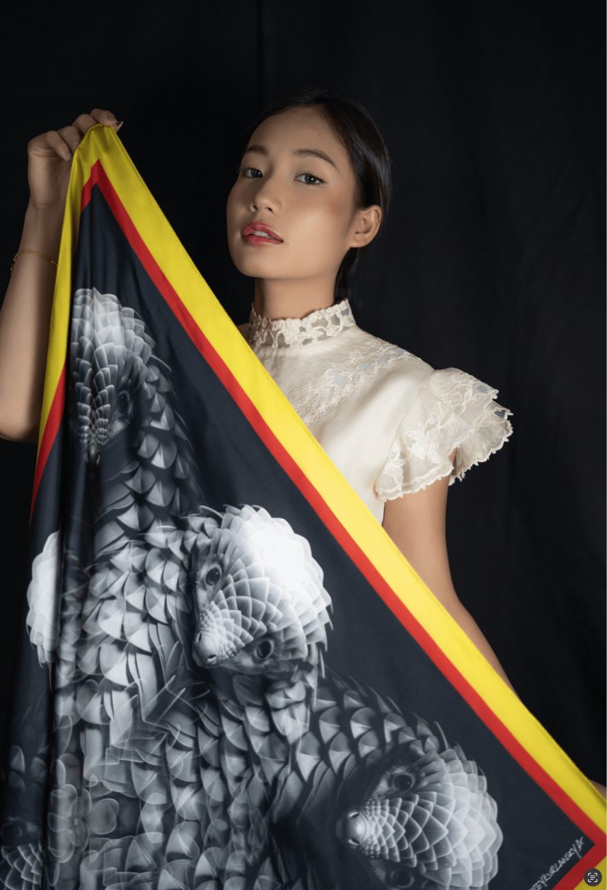 The Pangolin's Defence silk scarf, photo 3
